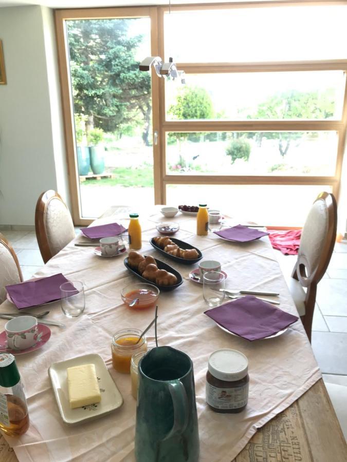La Bergerie Des Amandiers Chambres Et Table D'Hotes Malataverne Esterno foto