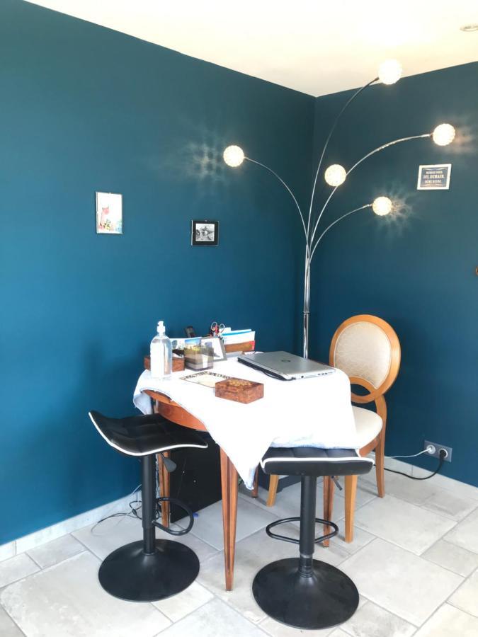 La Bergerie Des Amandiers Chambres Et Table D'Hotes Malataverne Esterno foto