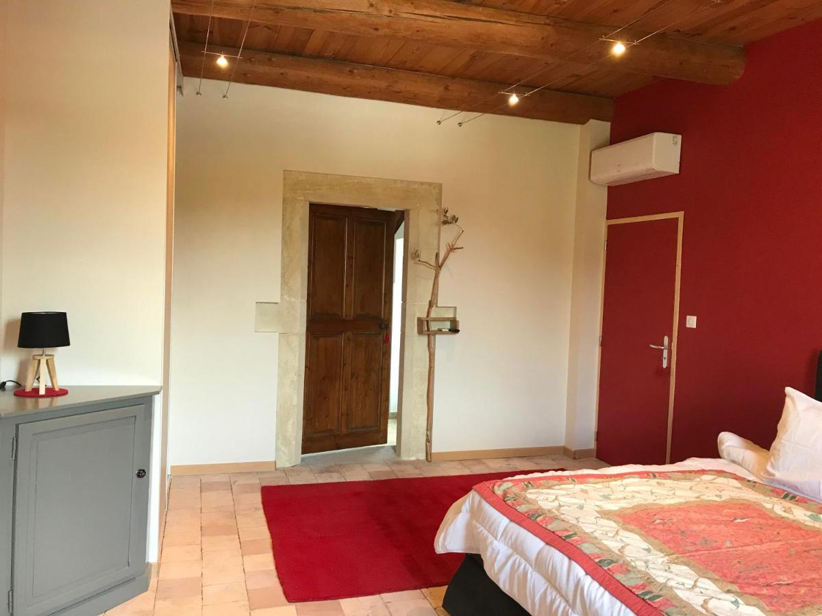 La Bergerie Des Amandiers Chambres Et Table D'Hotes Malataverne Esterno foto